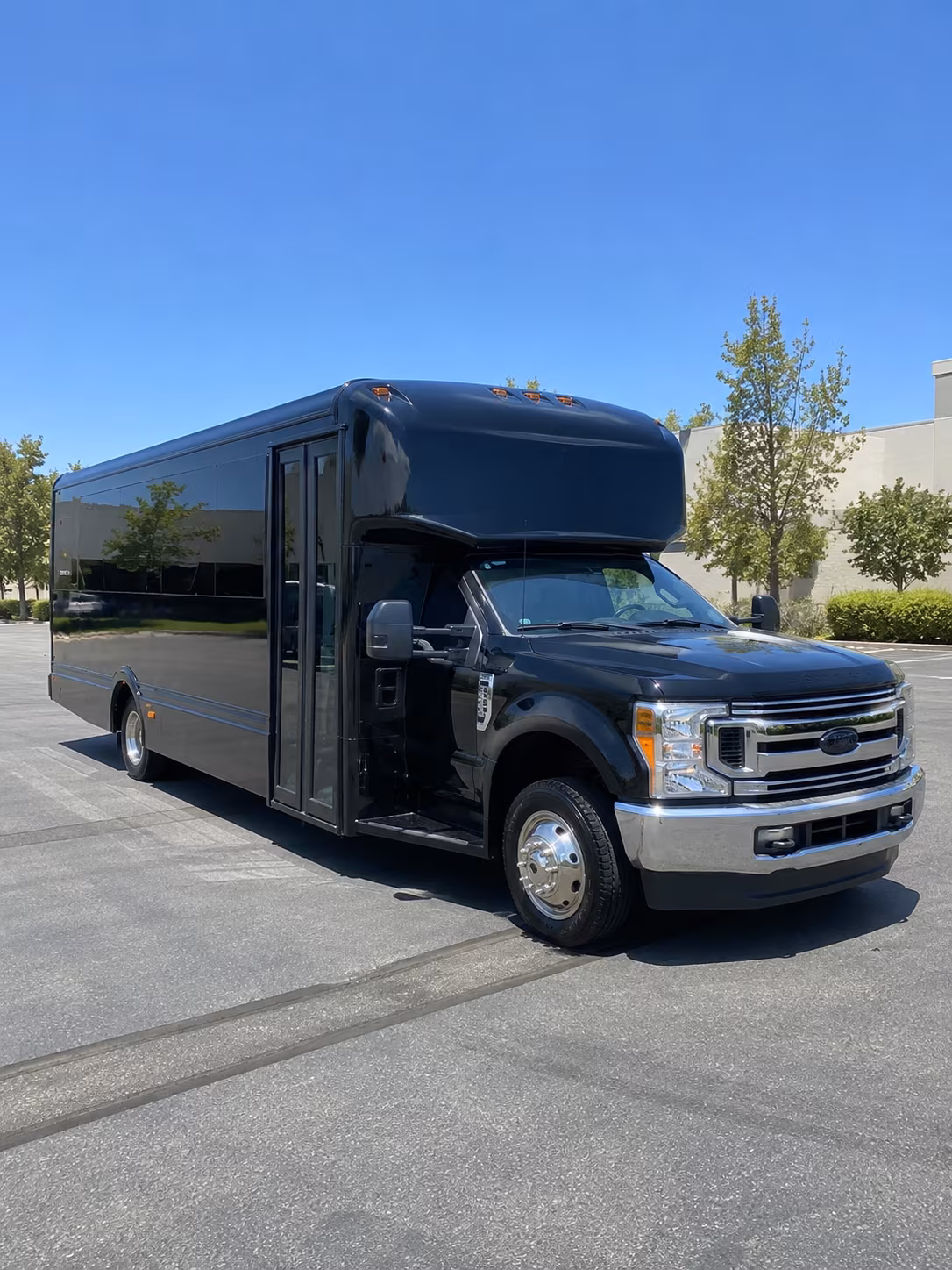 Arlington Homecoming & Prom Party Bus Rentals