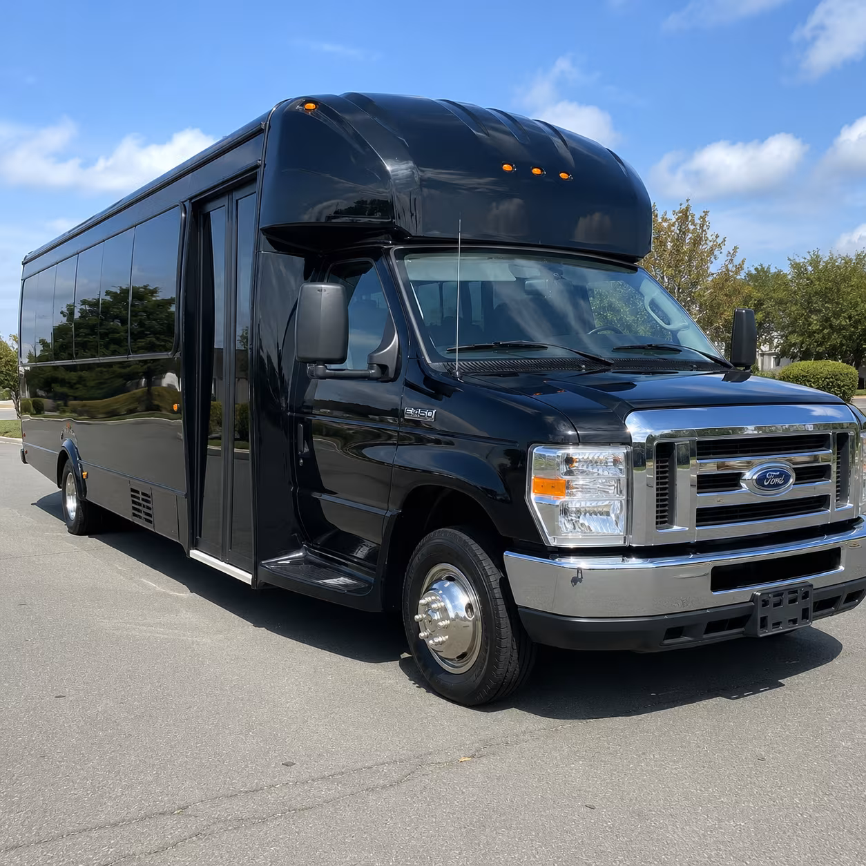 Baltimore Birthday, Sweet 16, & Quinceañera Transportation onboard seating
