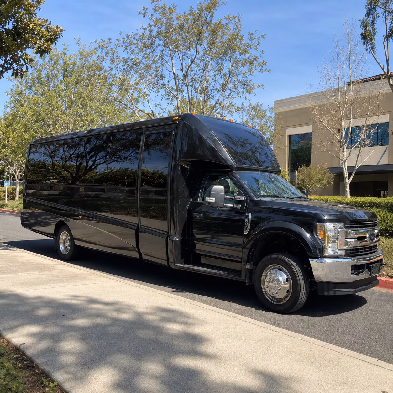 Baltimore Winery Tour & Pub Crawl Transportation group transportation
