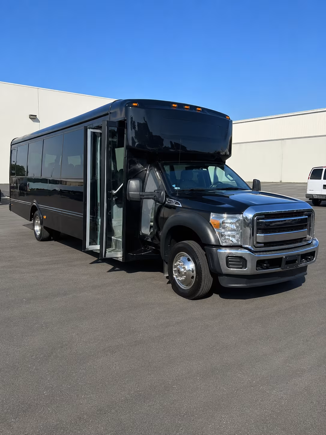 Silver Spring Winery Tour & Pub Crawl Transportation